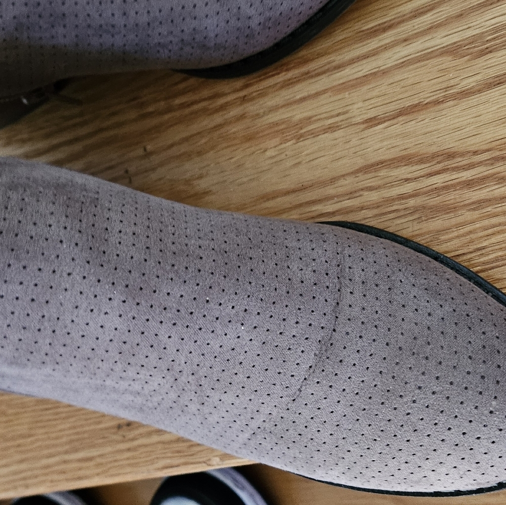 Booties - Picture 4 of 5